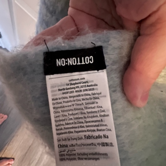 Cotton On Soft Blue and Green Scarf - Picture 3 of 4